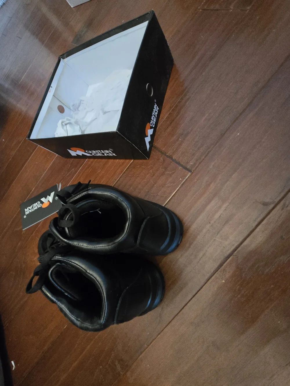 Mountain Gear comfortable black